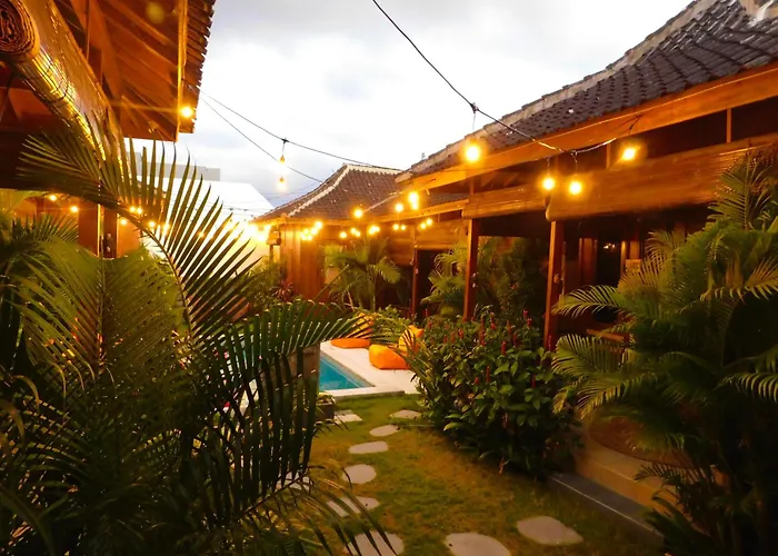 Hotel Lotus & Teak 3*