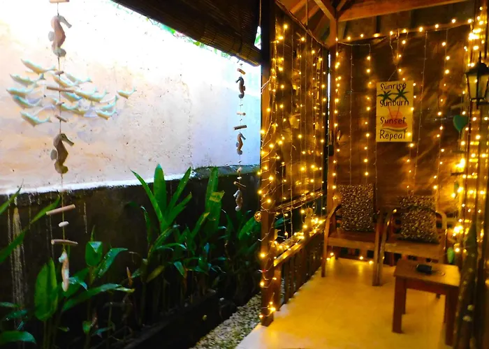 Lotus & Teak 3*