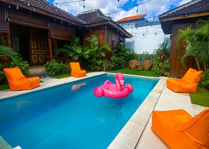 Hotel Lotus & Teak 3*