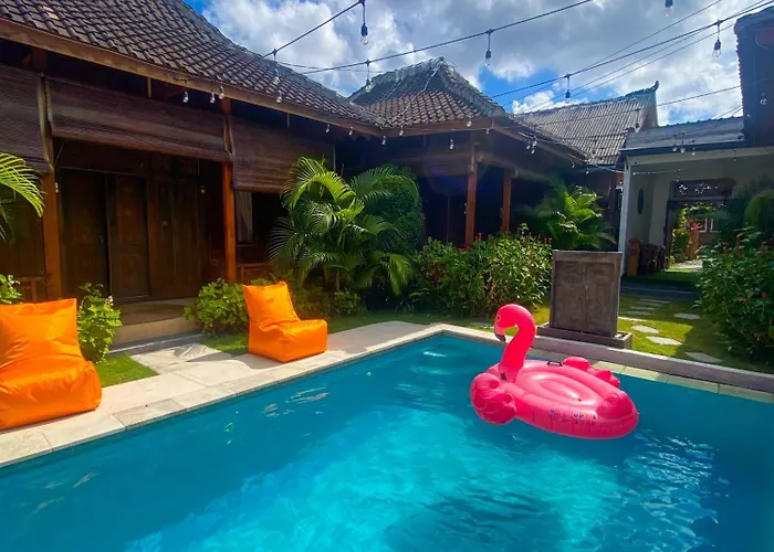 Lotus & Teak Dalung (Bali)